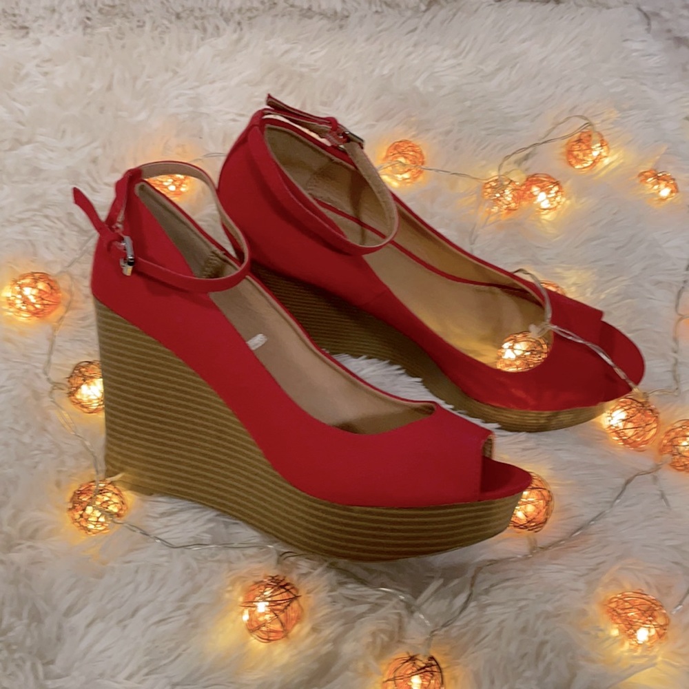 Wedge platform ankle strap open toe